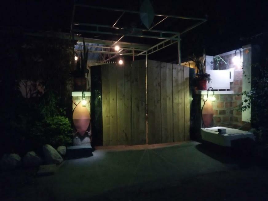 Kilimanjaro Mad Monkey'S Hotel Moshi Luaran gambar