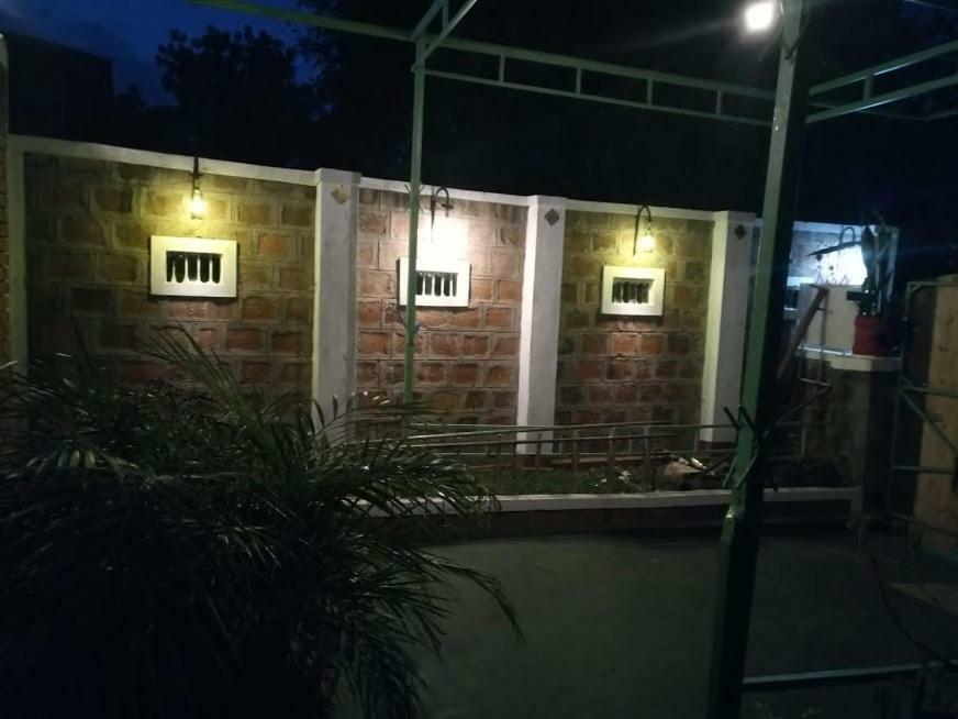 Kilimanjaro Mad Monkey'S Hotel Moshi Luaran gambar