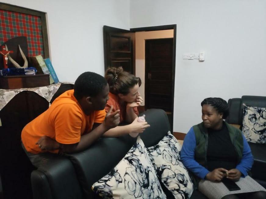 Kilimanjaro Mad Monkey'S Hotel Moshi Luaran gambar